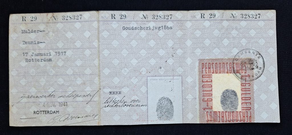 WW2 Dutch Persoonsbewijs ID