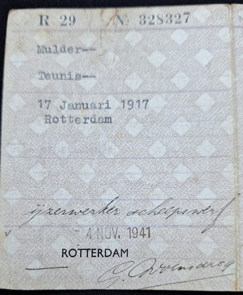 WW2 Dutch Persoonsbewijs ID