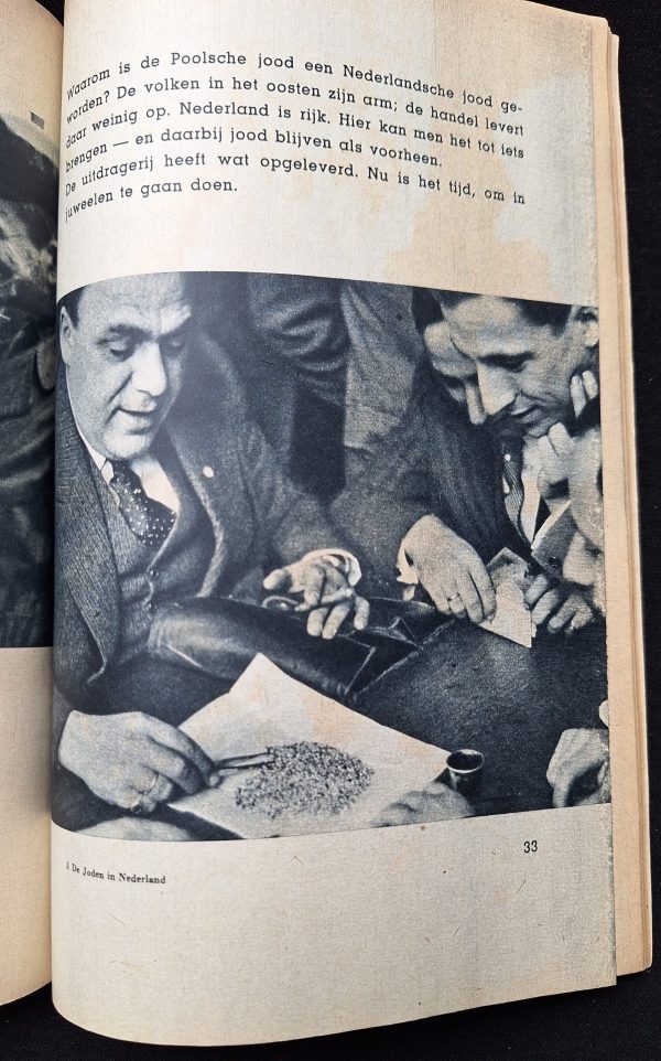 Brochure The Jews in the Netherlands - Image 2