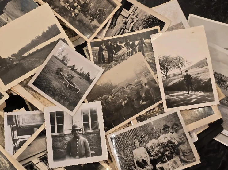Photos
