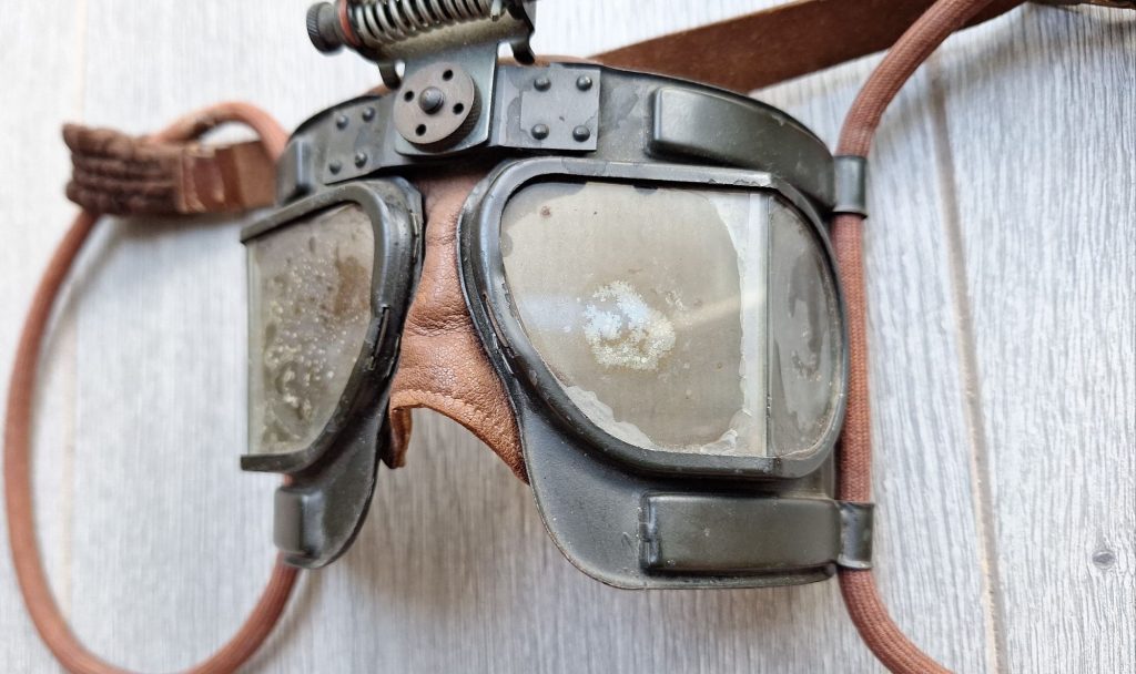 WW2 RAF Battle of Britain Flight Goggles with Flip Shield