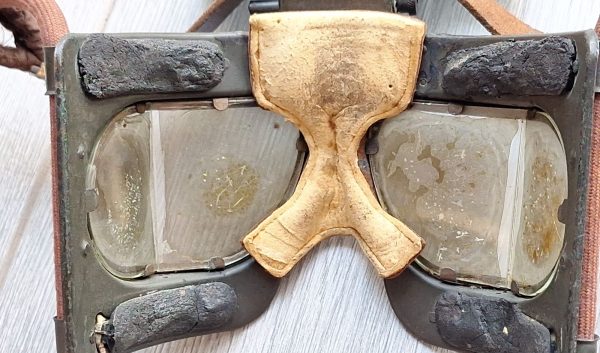WW2 RAF Battle of Britain Flight Goggles with Flip Shield - Image 13