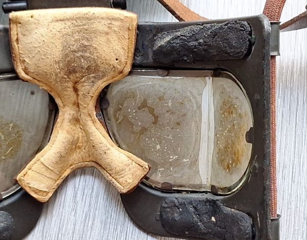 WW2 RAF Battle of Britain Flight Goggles with Flip Shield - Image 22