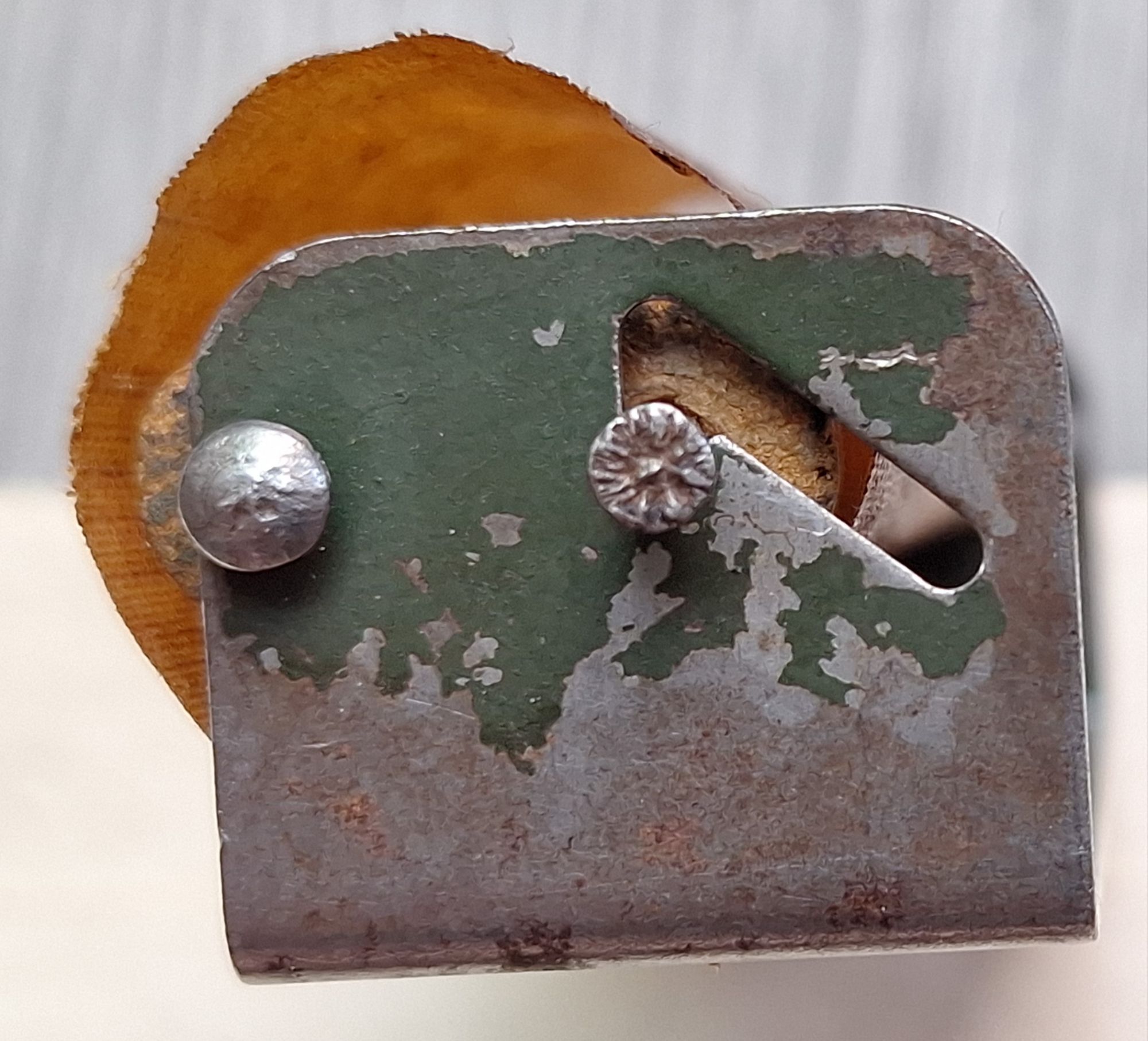 Wehrmacht Cigaret Rolling Device and a Package of Leaflets - Image 4