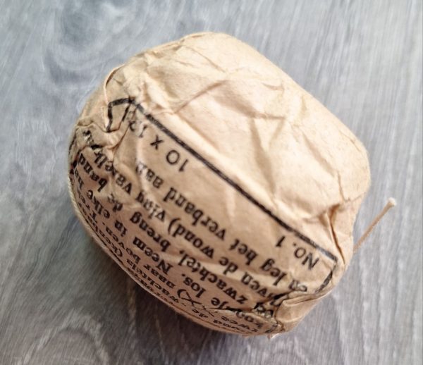 Pre War Dutch ESHACO Emergency Bandage - Image 3
