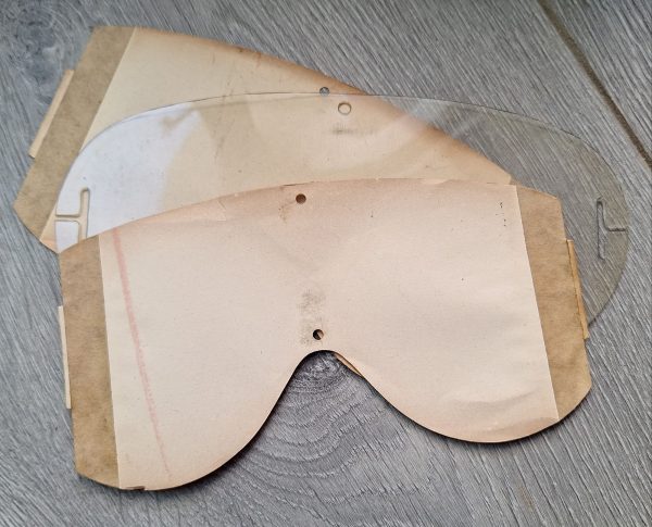 WW2 US M-1944 Polaroid Flying Goggles Type B-8 - Image 4