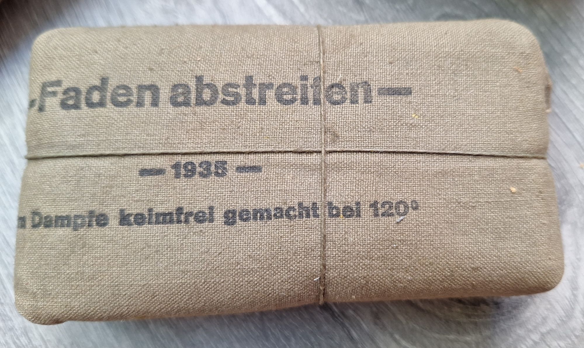 WW2 - 3 German Field Dressing Packages. - Image 5