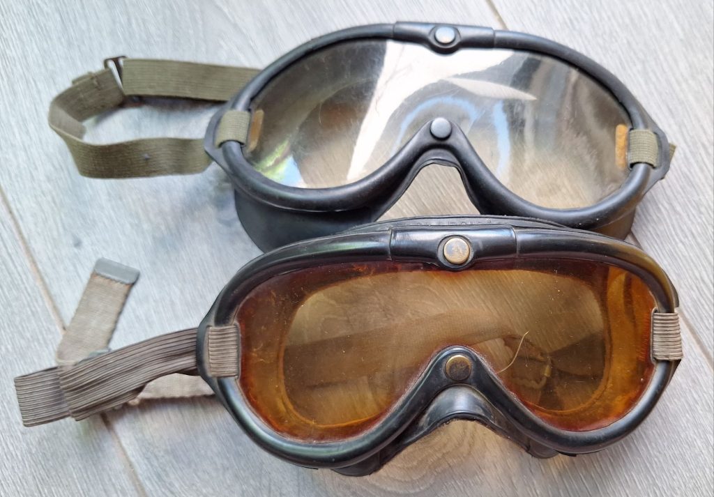 WW2 USAAF Airmen Goggle B-8 Polaroid - 2 pieces