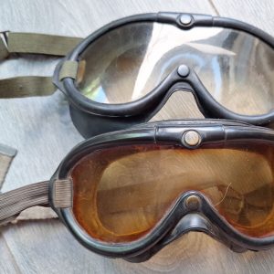 WW2 USAAF Airmen Goggle B-8 Polaroid - 2 pieces